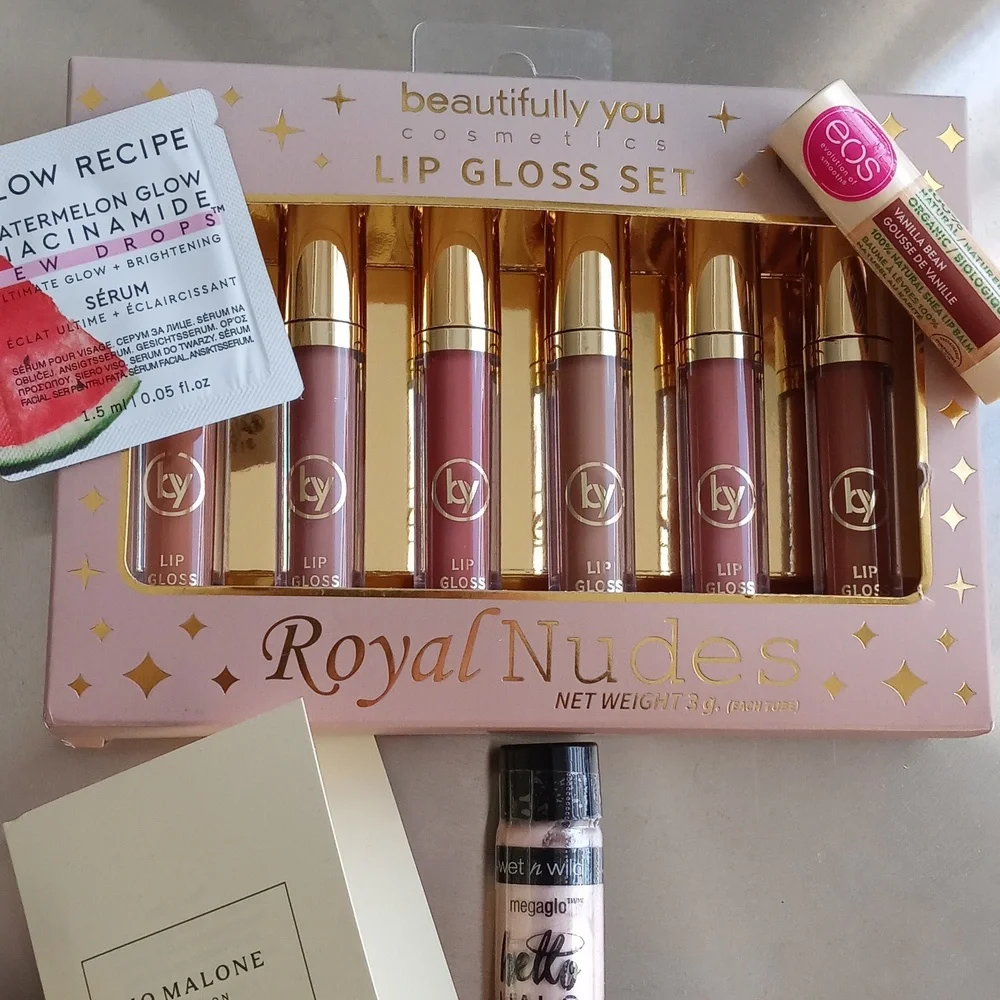 Beauty Bundle - Picture 5 of 5